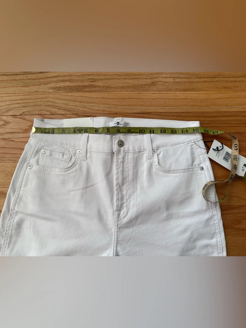 7 For All Mankind High Waist Slim Kick Women's Cropped White Jeans NWT size 31